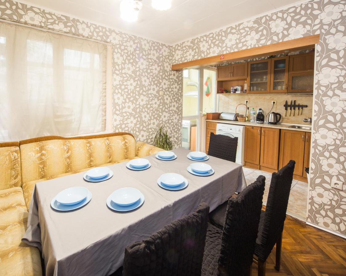 Appartamento Large Flat Bulair - Excellent Location Burgas Esterno foto